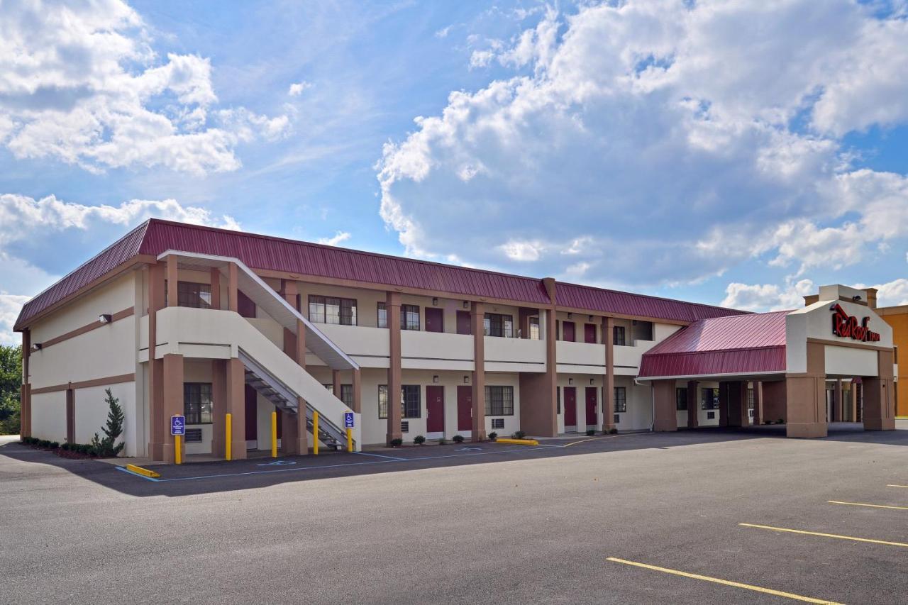 Red Roof Inn Marietta Exterior photo