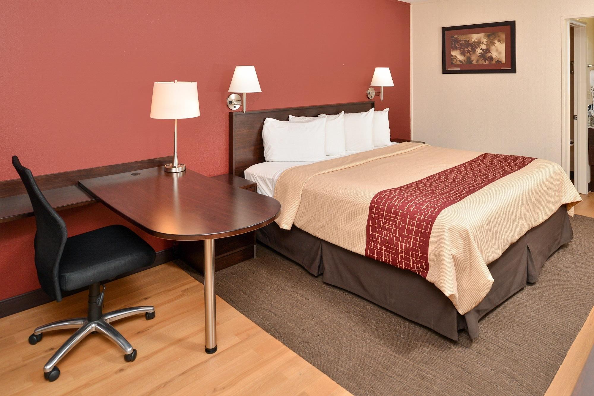 Red Roof Inn Marietta Exterior photo