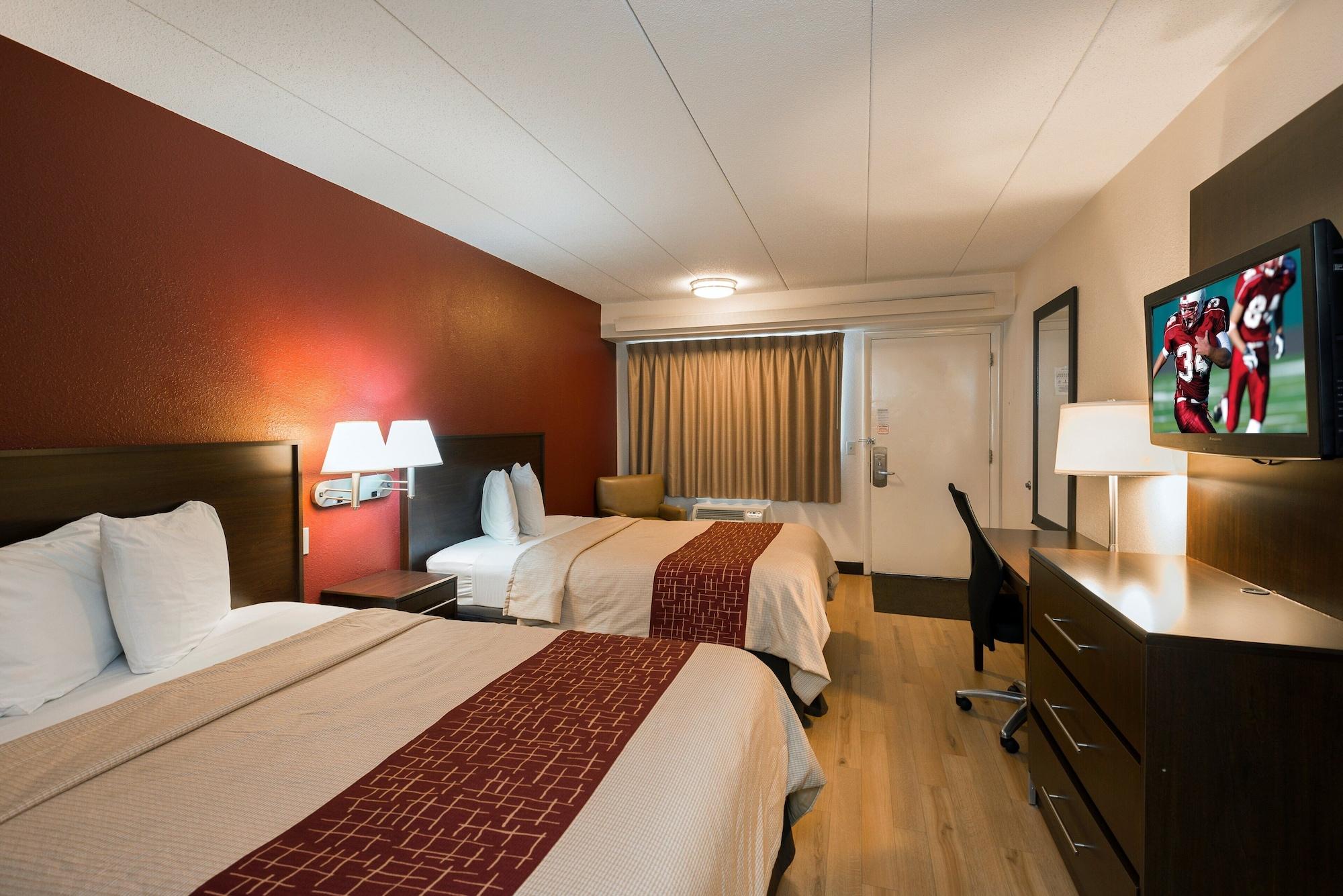 Red Roof Inn Marietta Exterior photo
