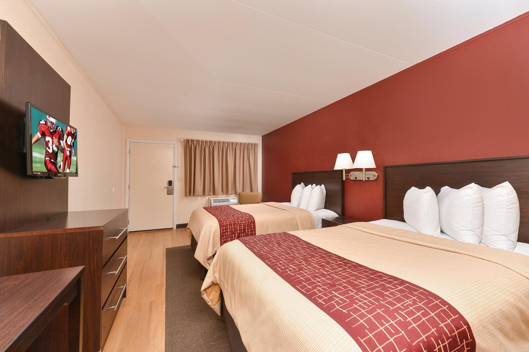 Red Roof Inn Marietta Exterior photo